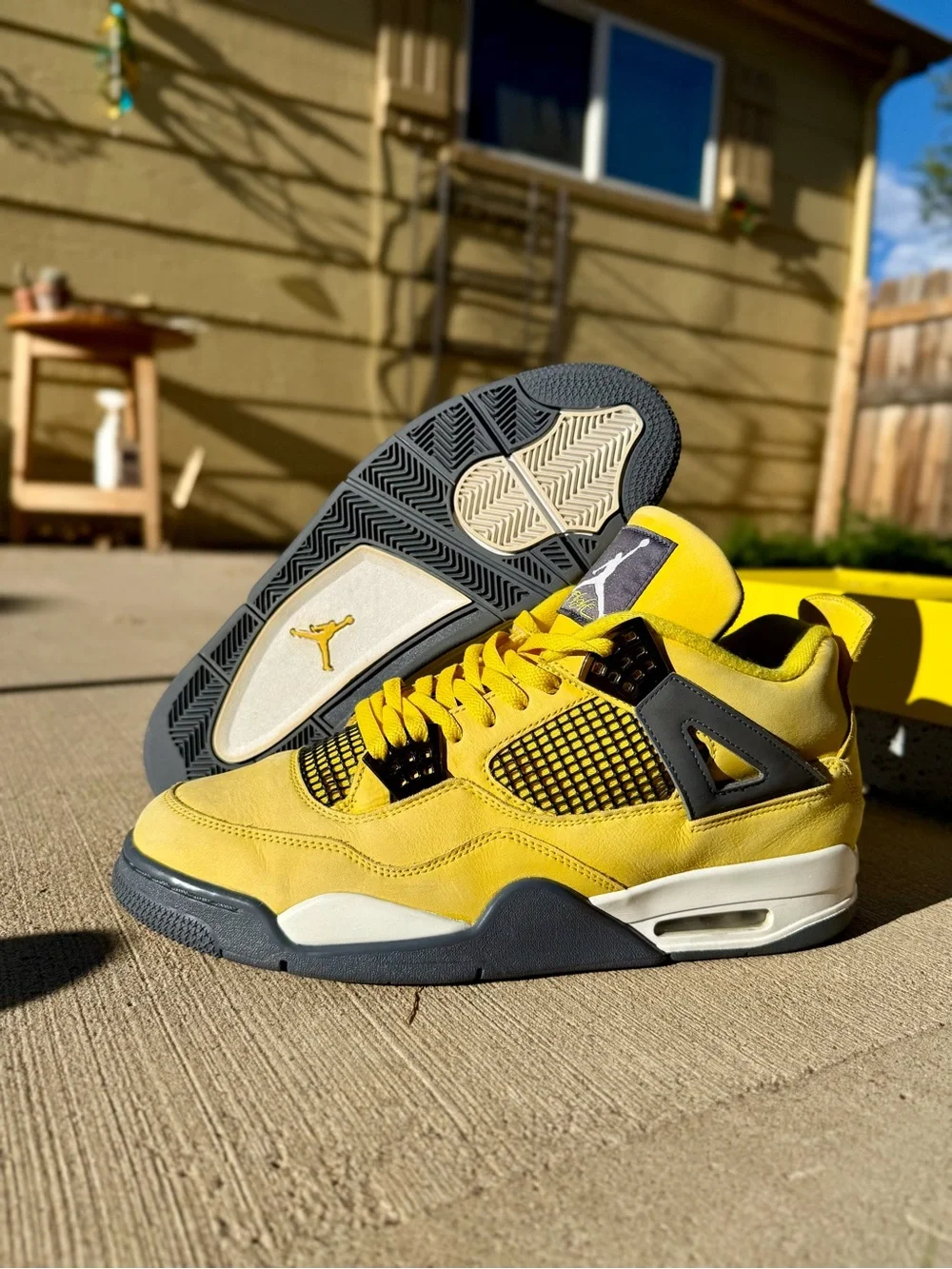Jordan 4 Retro Lightning Size 13 w/ box & receipt